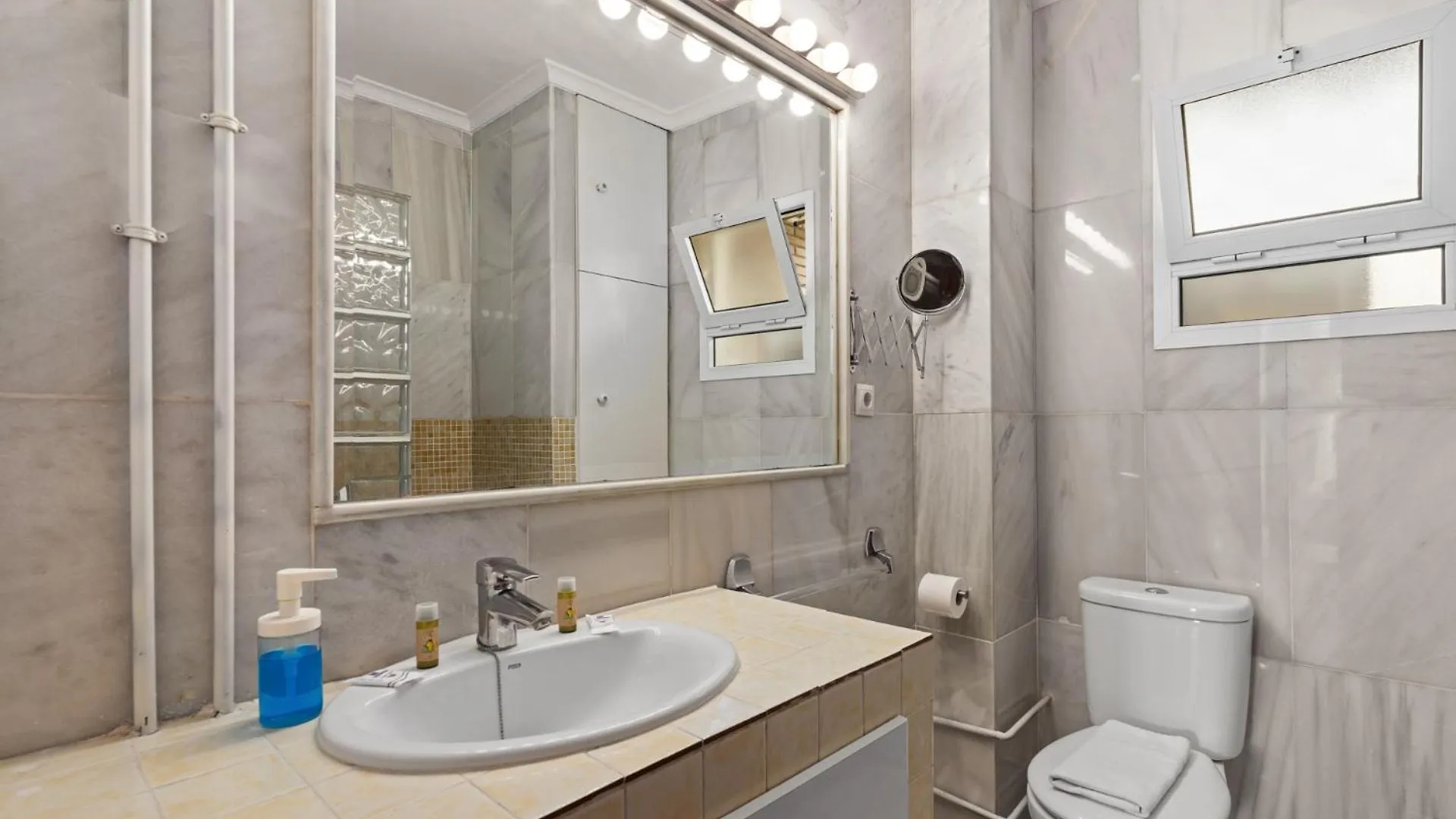 מאלגה Comfy Apartment 100M From Pedregalejo Beach By Costarentals - Mal02 ספרד